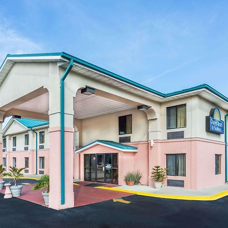 Days Inn By Wyndham Panama City/Callaway Εξωτερικό φωτογραφία