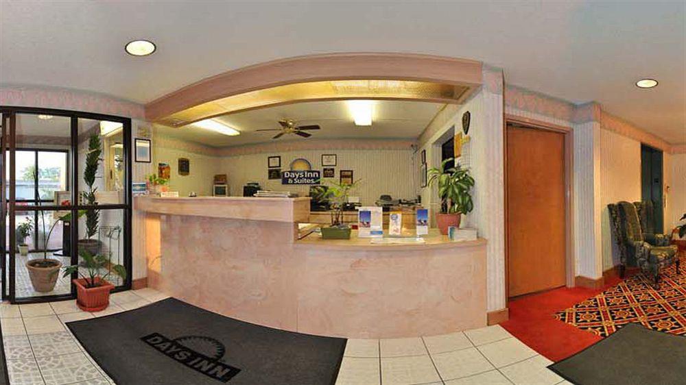 Days Inn By Wyndham Panama City/Callaway Εξωτερικό φωτογραφία