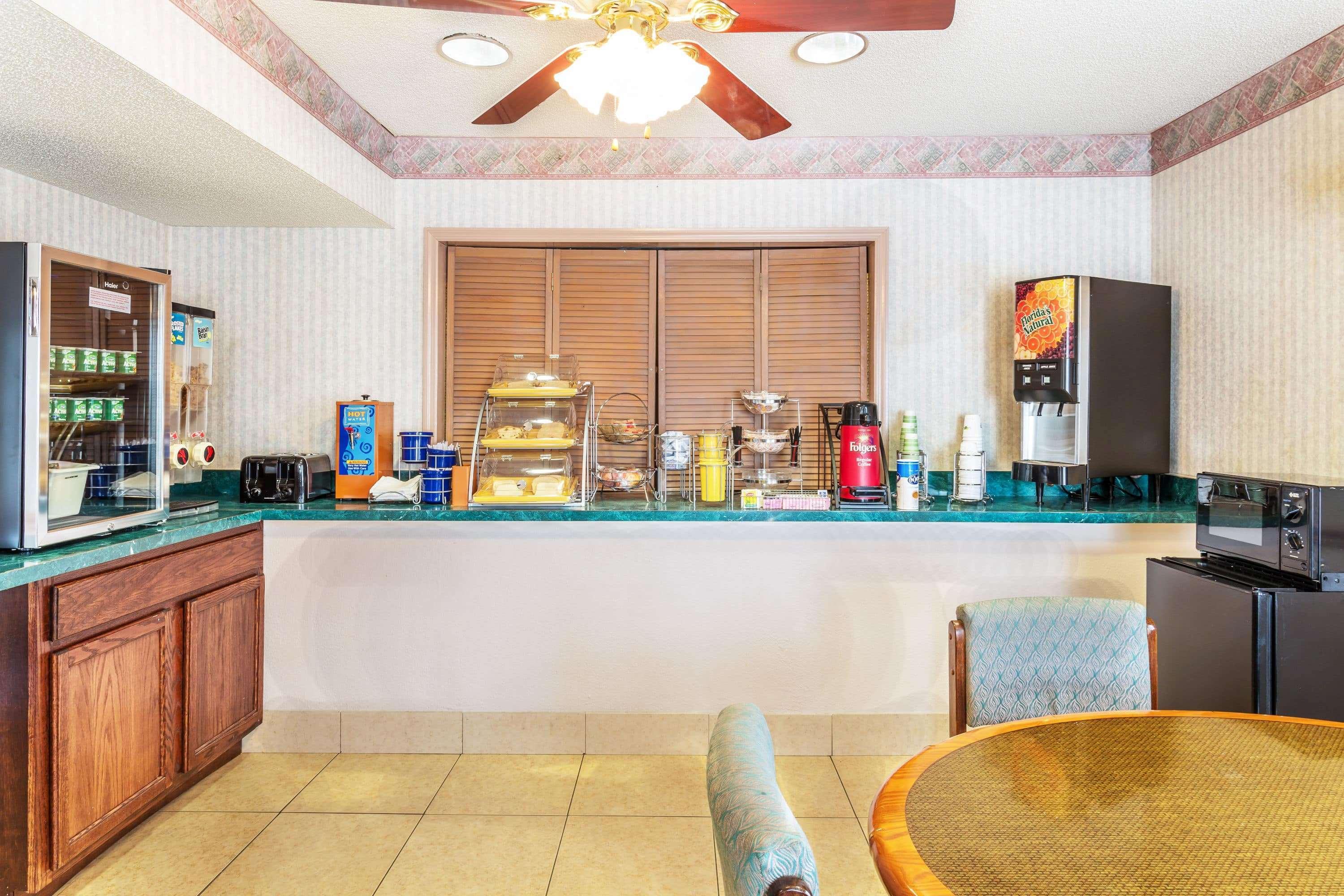 Days Inn By Wyndham Panama City/Callaway Εξωτερικό φωτογραφία