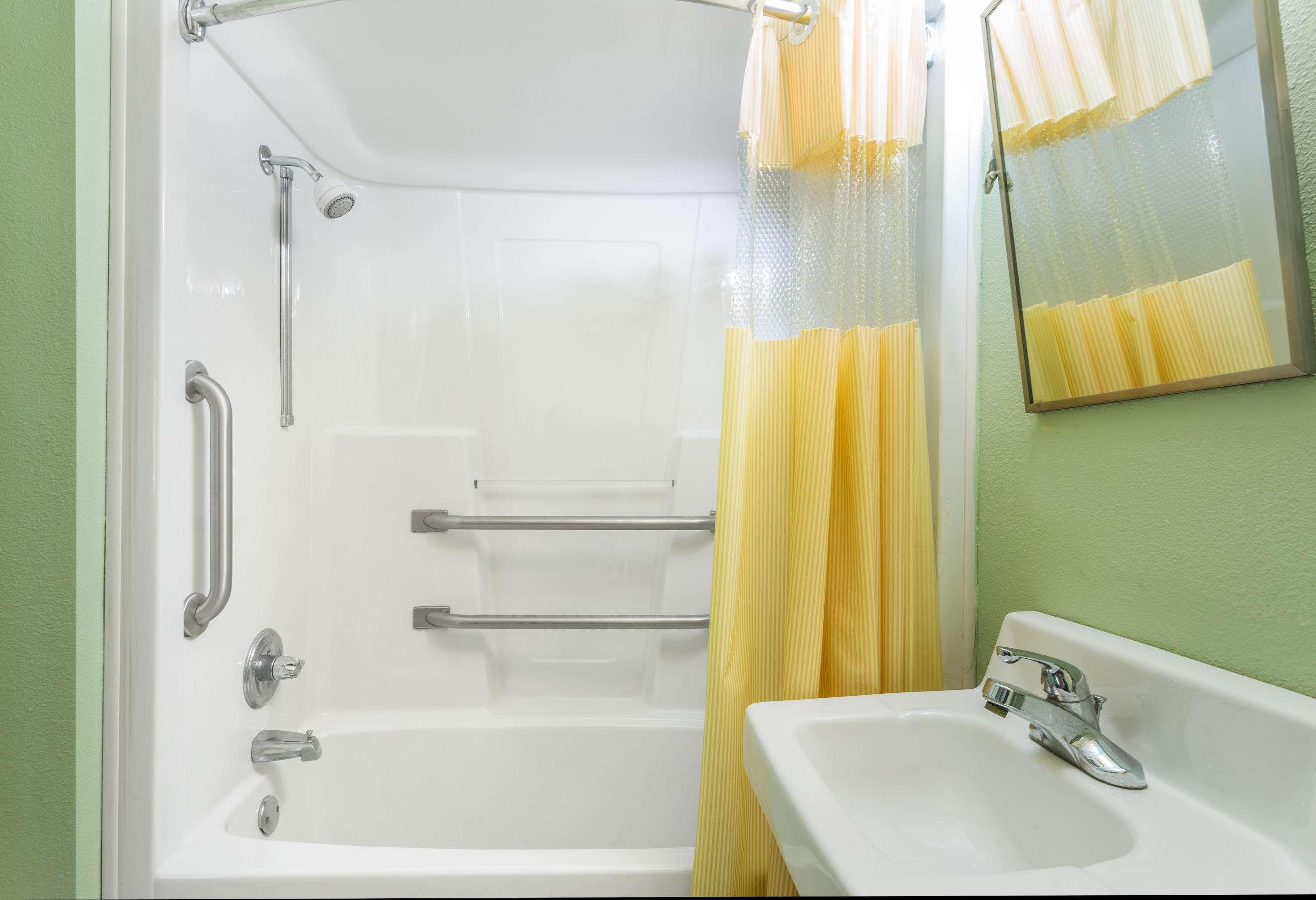 Days Inn By Wyndham Panama City/Callaway Εξωτερικό φωτογραφία