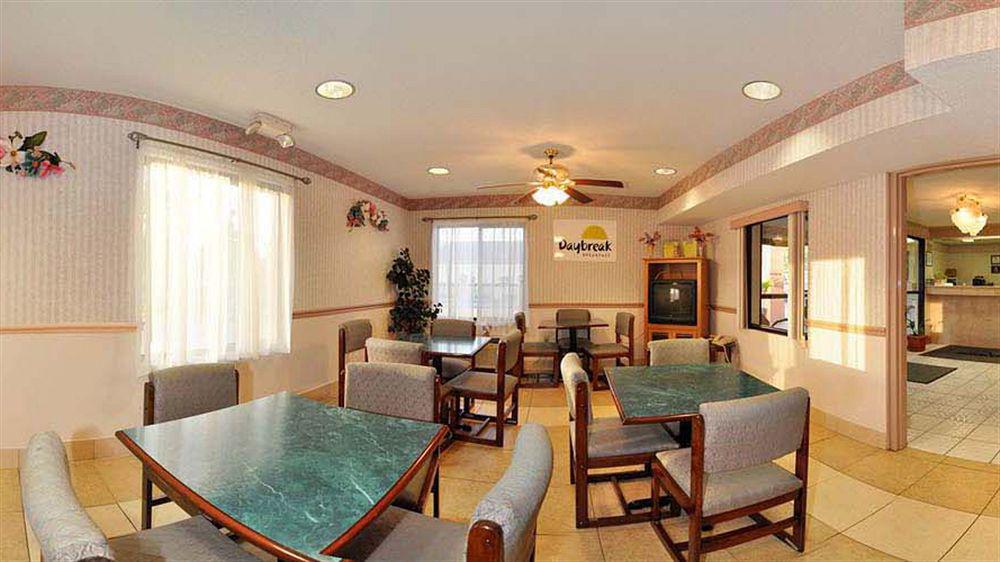 Days Inn By Wyndham Panama City/Callaway Εξωτερικό φωτογραφία