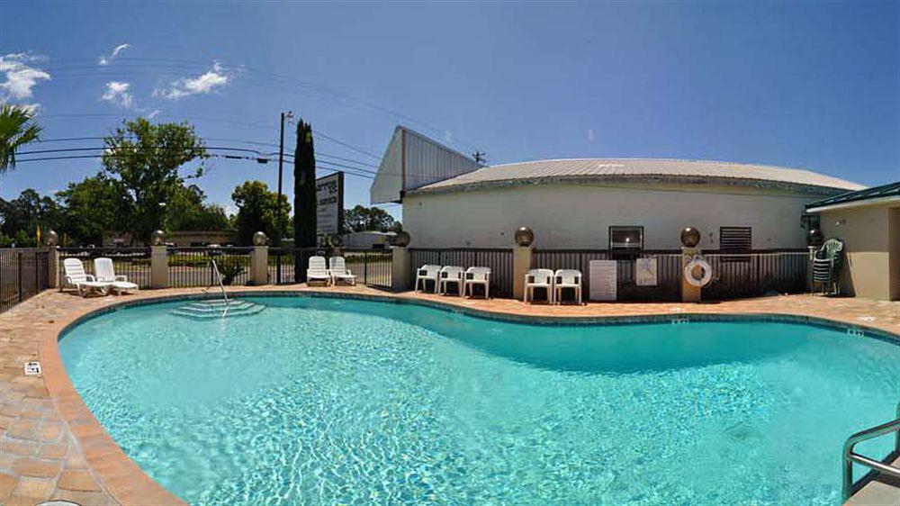 Days Inn By Wyndham Panama City/Callaway Εξωτερικό φωτογραφία